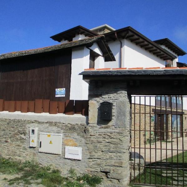 Edificio que alberga el hotel rural